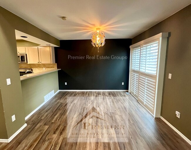 Building Photo - 6973 Los Reyes Cir