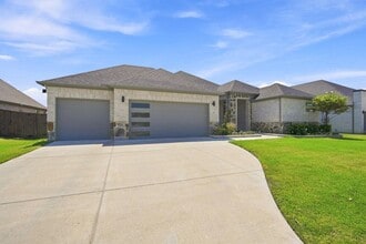 Building Photo - 247 Half Moon Dr