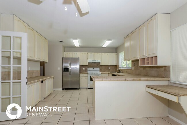 Foto del edificio - 391 SW Homeland Rd