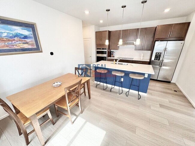 Foto del edificio - 6231 N Malaya St