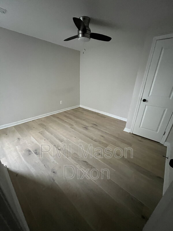 Foto del edificio - 4003 Schroeder Ave