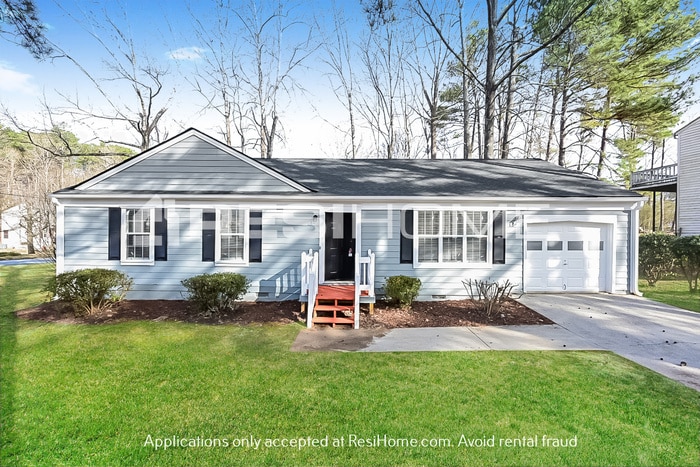 Primary Photo - HOME FOR RENT!!