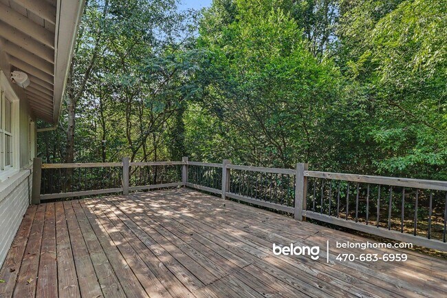 Building Photo - 1277 Dunwoody Ln NE