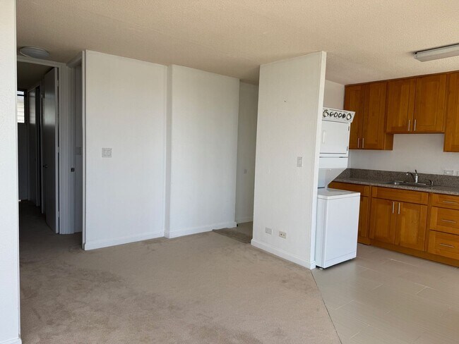 Foto del edificio - Remodeled 2 bedroom, 1 bath with assigned ...