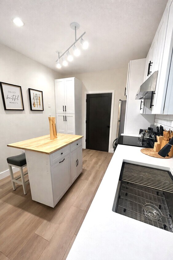 Foto del edificio - 801 E Knollwood St