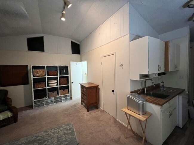 Foto del edificio - 16142 Spring Branch Trail