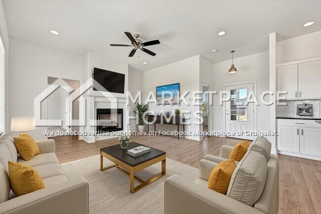 Foto del edificio - 375 Canada Dr