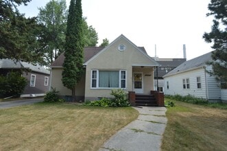 Building Photo - 2327 University Ave