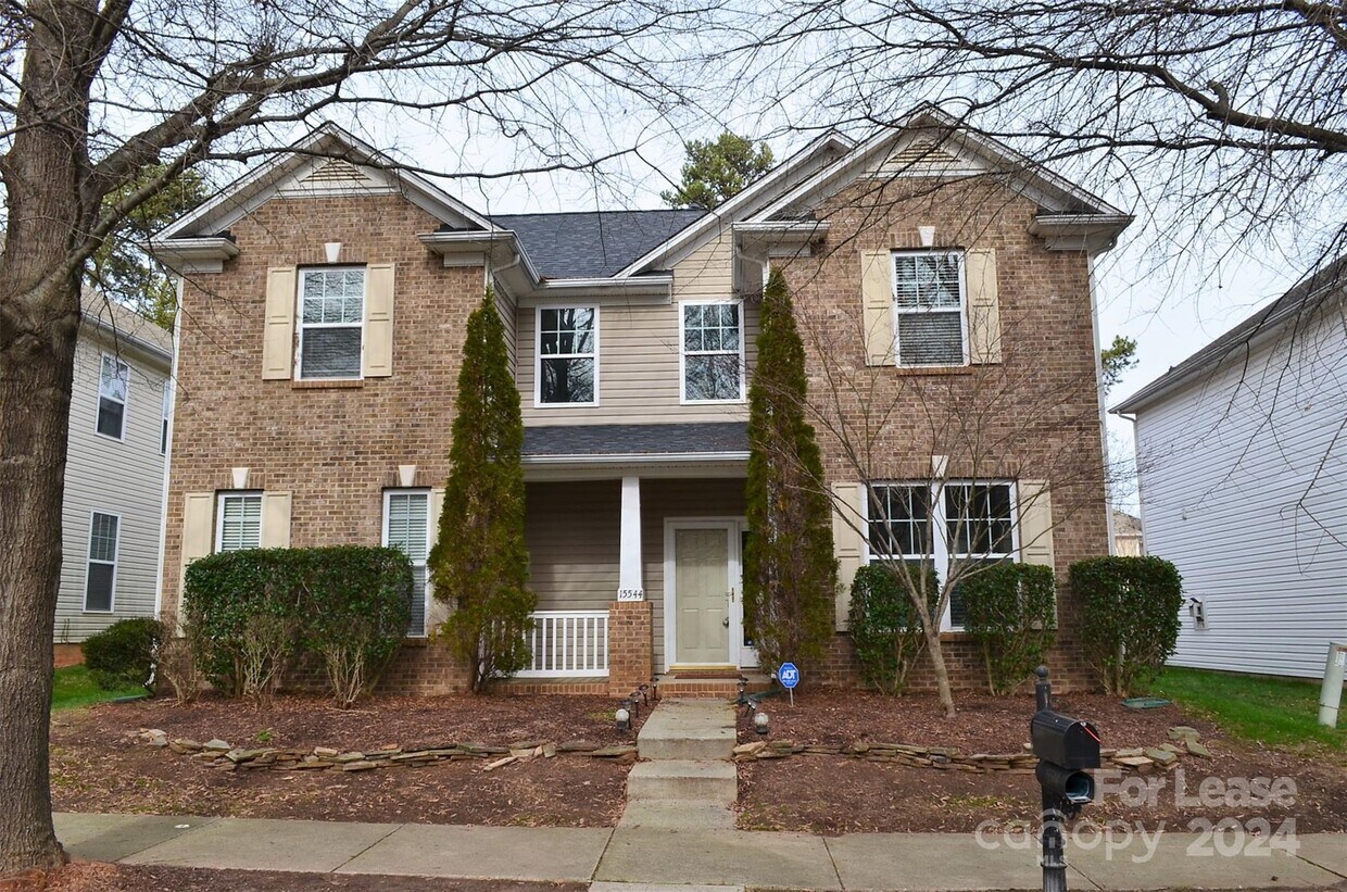 Primary Photo - 15544 Carrington Ridge Dr