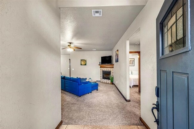 Building Photo - VERY NICE HOME IN THE ROLLING HILLS AREA. PETS NEGOTIABLE WITH OWNERS APPROVAL