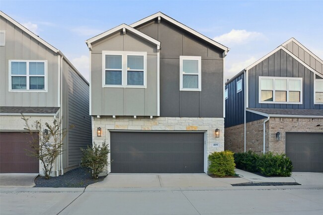 Building Photo - 4106 Split Ivy Dr