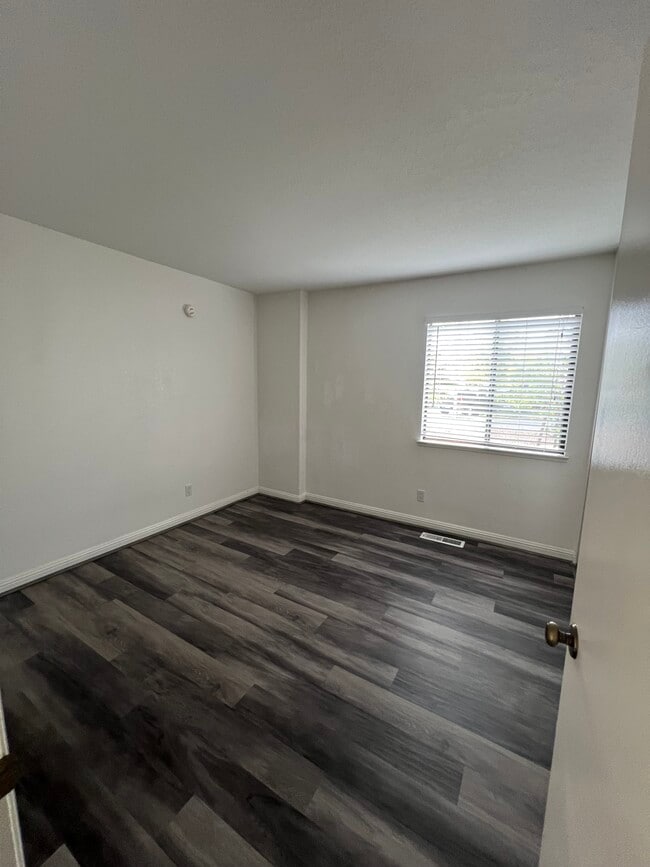 Building Photo - 2609 Westberry Dr