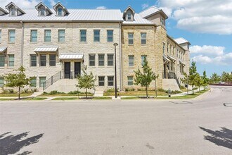 Building Photo - 245 John Webster St