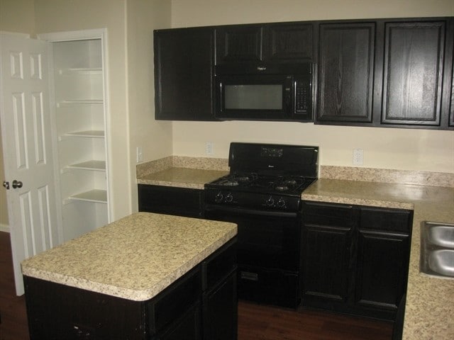 Building Photo - 882 Darbydale Crossing Ln