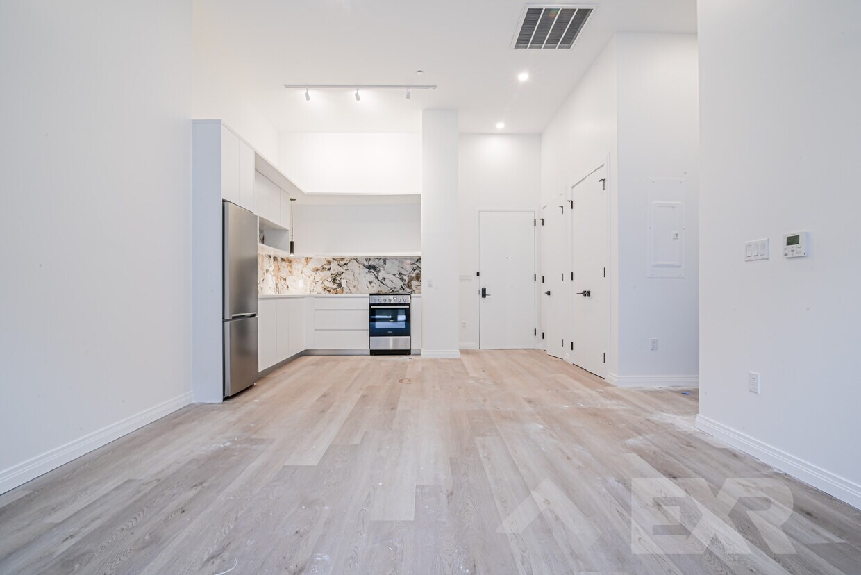 Foto principal - 957 Atlantic Ave