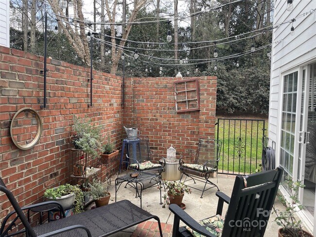 Building Photo - 14543 Adair Manor Ct