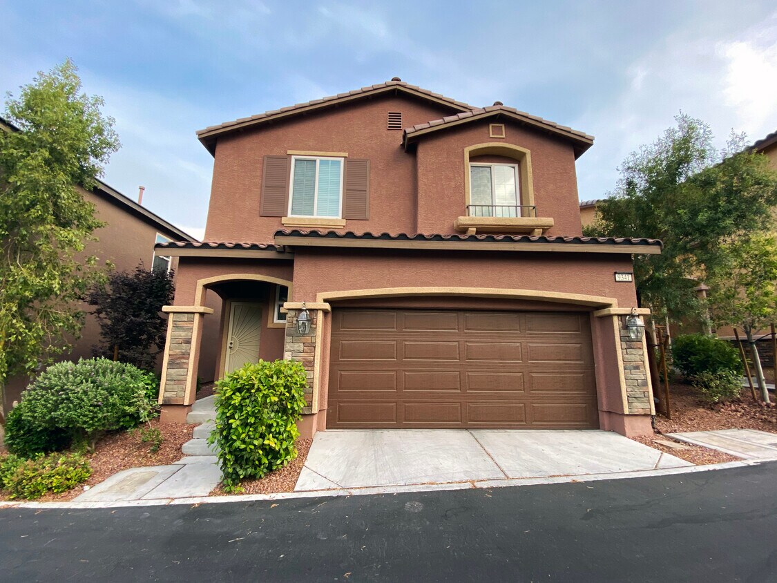 Exterior de la casa - 9341 W Pearblossom Sky Ave