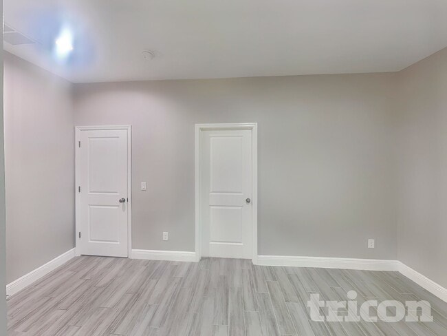 Building Photo - 1725 18th St