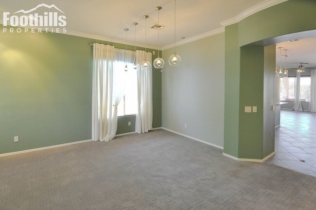 Foto del edificio - 2697 E Scenic Overlook Pl