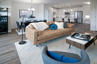 Avidor Glenview 55+ Active Adult Apartment... photo'