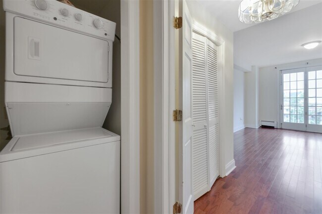 Foto del edificio - 101 Shearwater Ct E