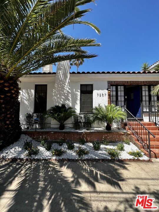 Foto del edificio - 7257 Oakwood Ave