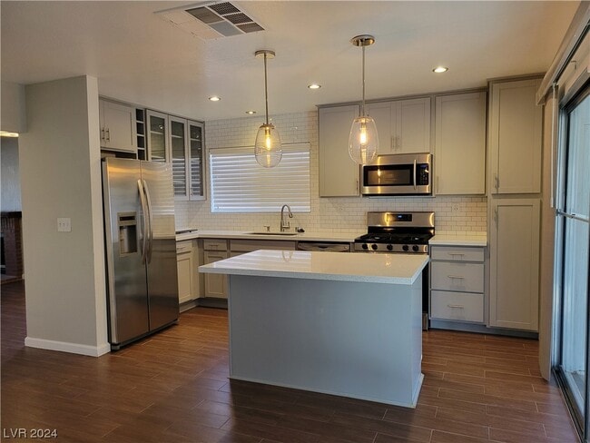 Building Photo - 358 Keating St