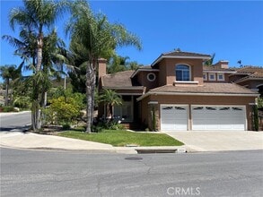 Building Photo - 904 S Creekview Ln