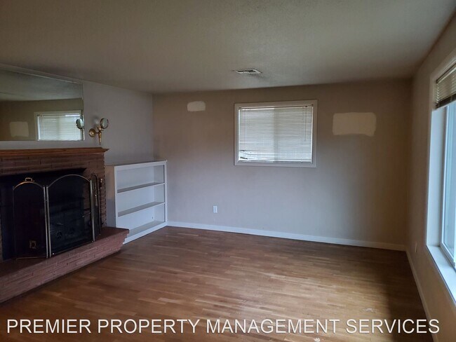 Foto del edificio - 3 br, 2 bath House - 1062 Waite