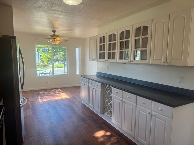 Foto del edificio - 5784 Brandywine Ct