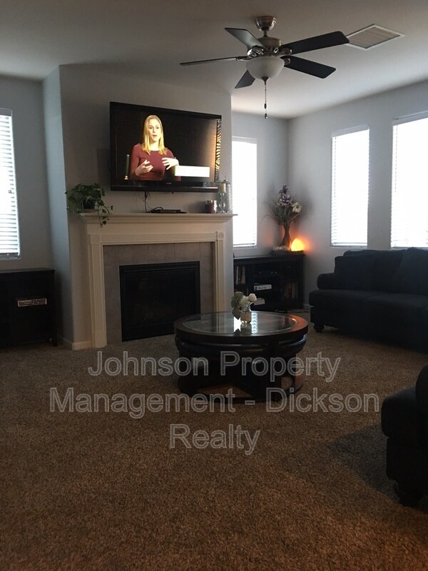 Building Photo - 2905 Show Jumper Ln