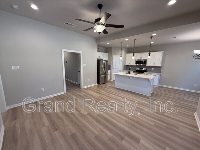 Building Photo - 4689 Sago Palm Cir