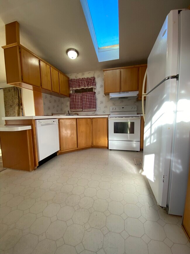 Cocina - 900 N 8th St