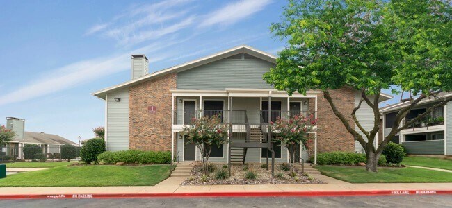 Foto del edificio - Autumn Breeze Apartments