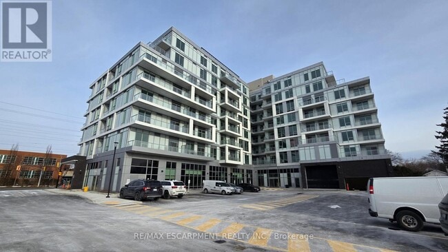 Building Photo - 500 Plains Rd E