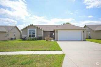 Building Photo - 2601 Harrier Dr