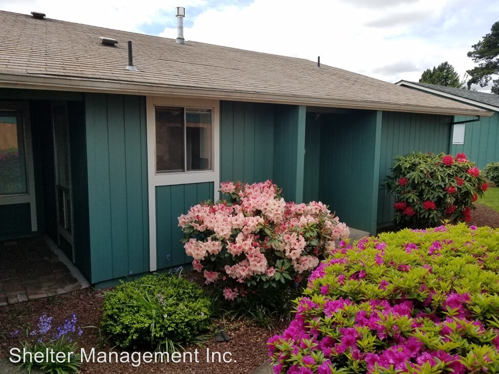 Foto del edificio - 1644 Lockhaven Dr NE