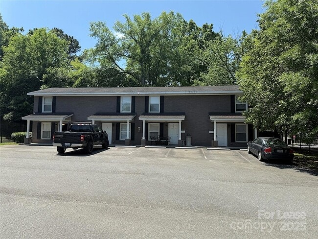 Building Photo - 1512 Seigle Ave