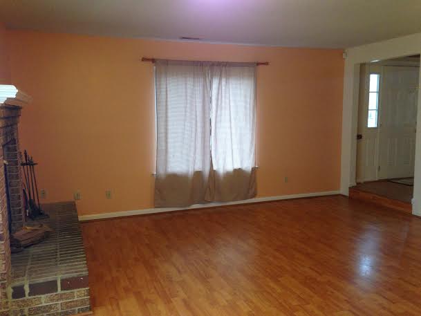 Building Photo - 4695 Greenlaw Dr