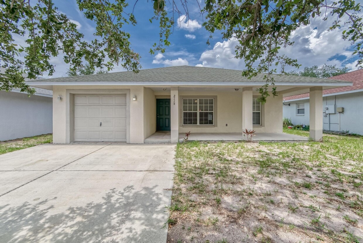 2118 Delightful Dr, Ruskin, FL 33570 House Rental in Ruskin, FL