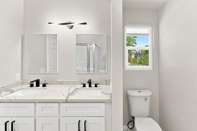 Building Photo - 25544 Portola Loop
