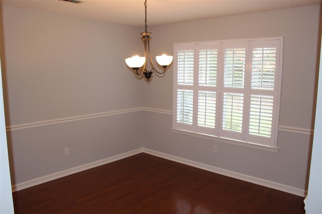 Building Photo - 104 Patra Dr