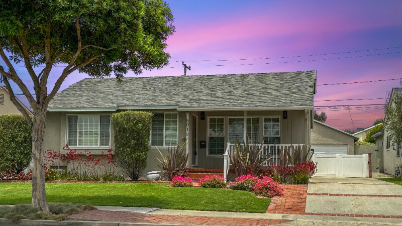 Foto principal - 5019 Scott St
