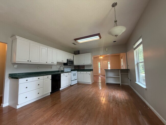 Foto del edificio - 560 1st St NE