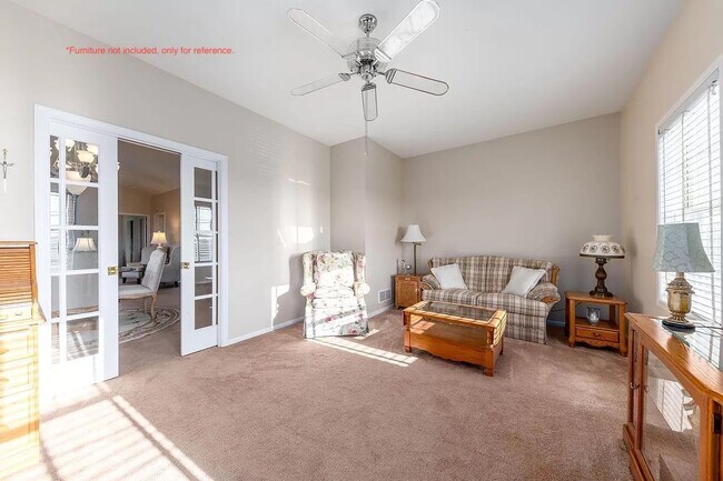 Building Photo - W170N5558 Ridgewood Dr