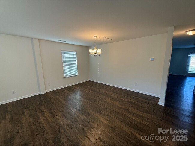 Foto del edificio - 9010 Harwood Knoll Dr