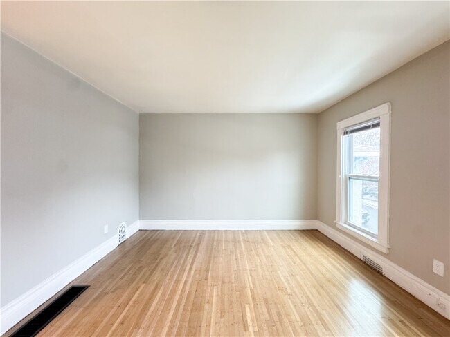 Foto del edificio - 102 Gregory St