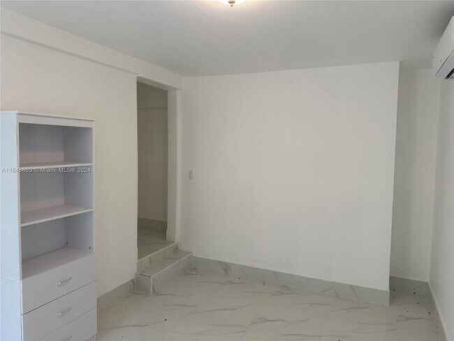 Foto del edificio - 5978 SW 62nd St
