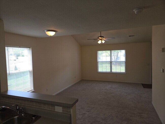 Foto del edificio - 4508-4510 Nick Ct