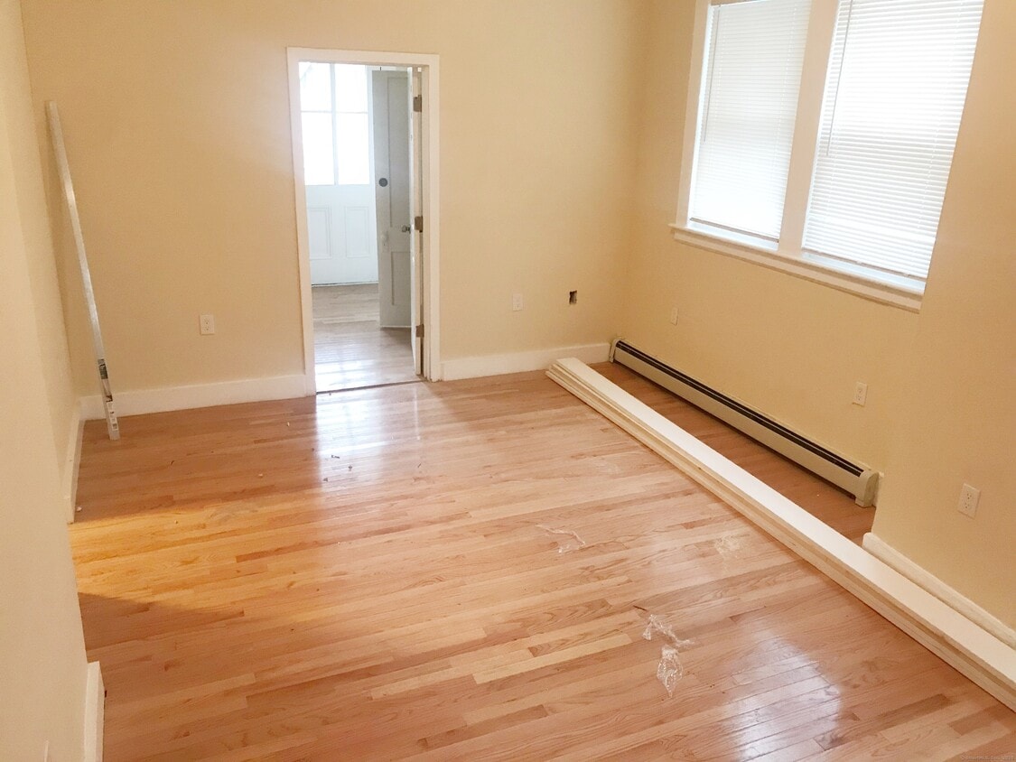 Foto principal - 125 Hillside Ave
